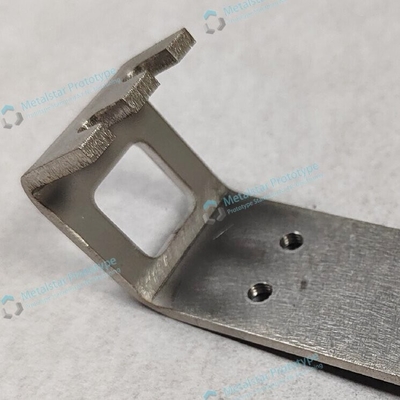 Araçlar SS409 metal kalıbı bükme prototipleme hizmeti hızlı dönüş