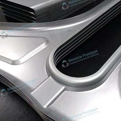 Araçlar için kullanılan yüksek dayanıklı düşük alaşımlı çelik hızlı metal plaka prototipleri imalatı